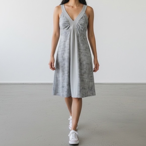 Patagonia Dresses & Skirts - Patagonia Corinne Dress Gorpcore‎ Athleisure Athletic Sleeveless, size Small
